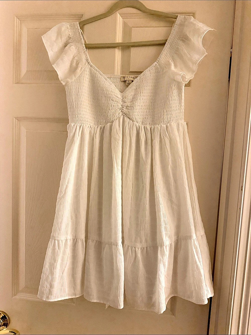 White Ruffle Sleeve Mini Dress Size Large Like New